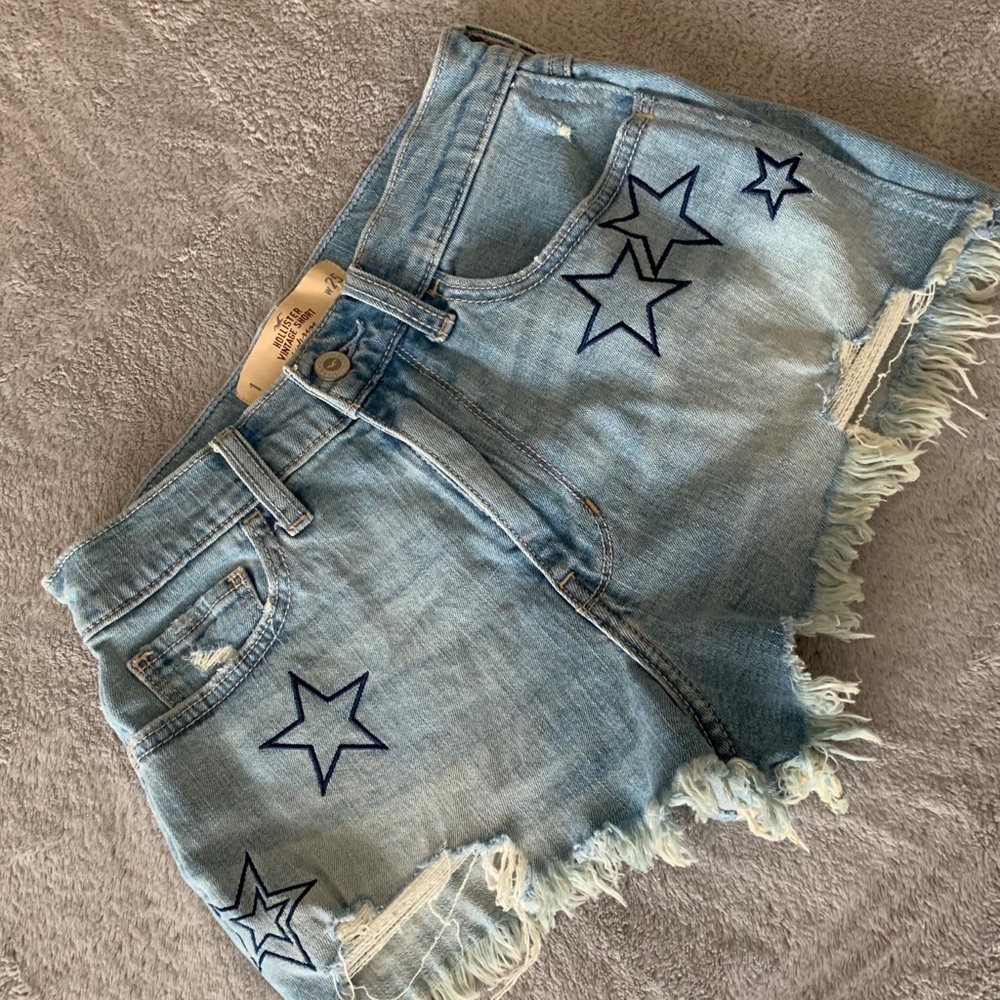 Hollister Shorts Size 1 NWOT